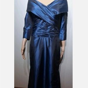 Teri Jon Rickie Freeman Formal Dress. Great for weddings or gala events.
